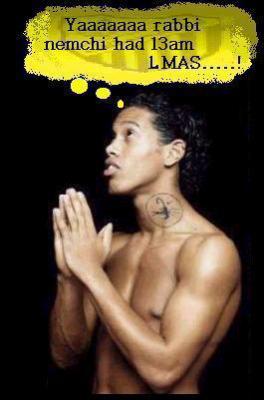  ronaldinhil prie pour dieu